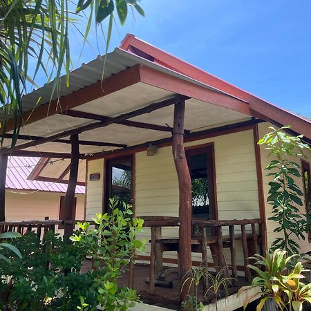 Blue Sky Bungalow Koh Jum Exteriör bild