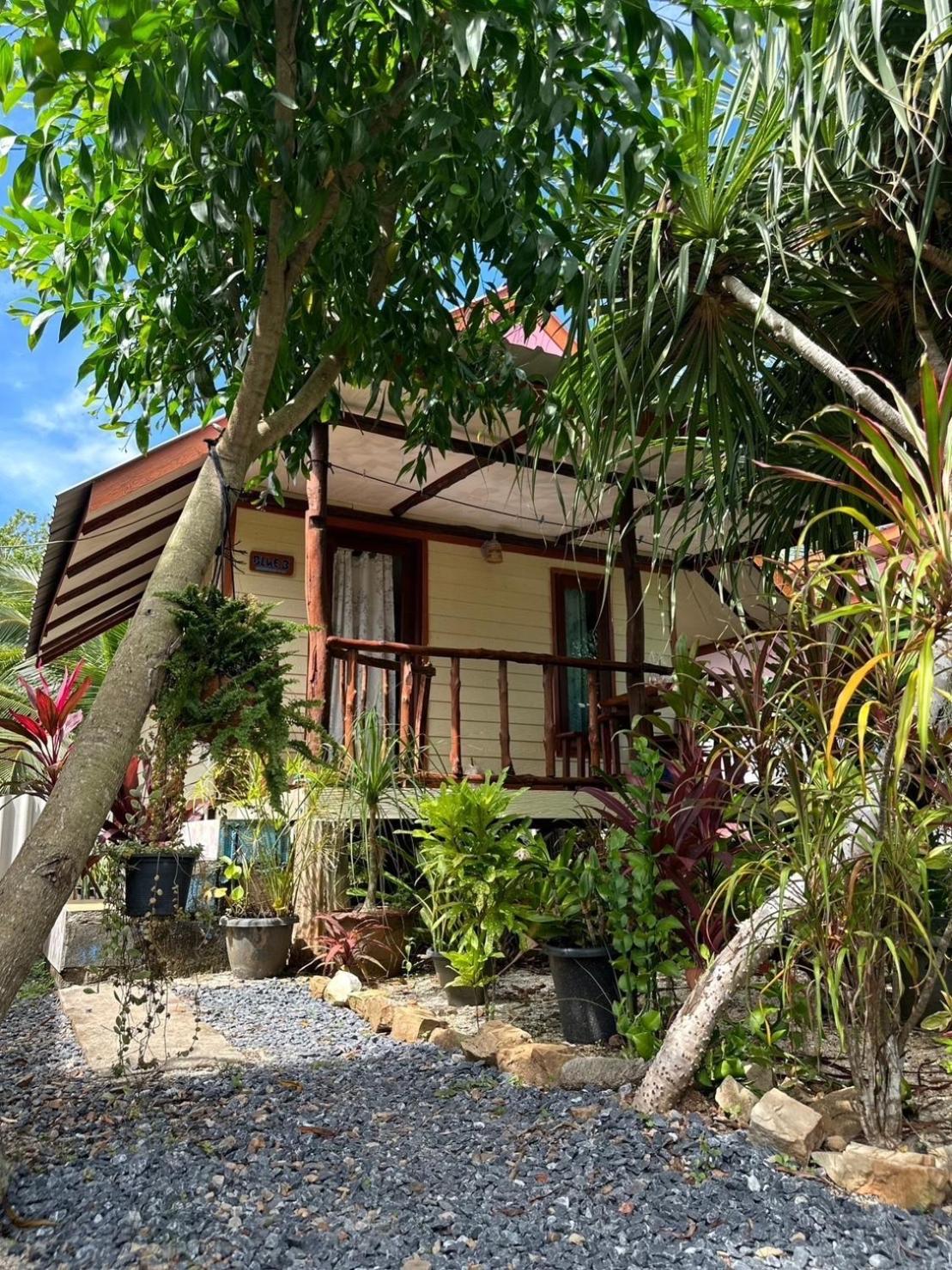 Blue Sky Bungalow Koh Jum Exteriör bild