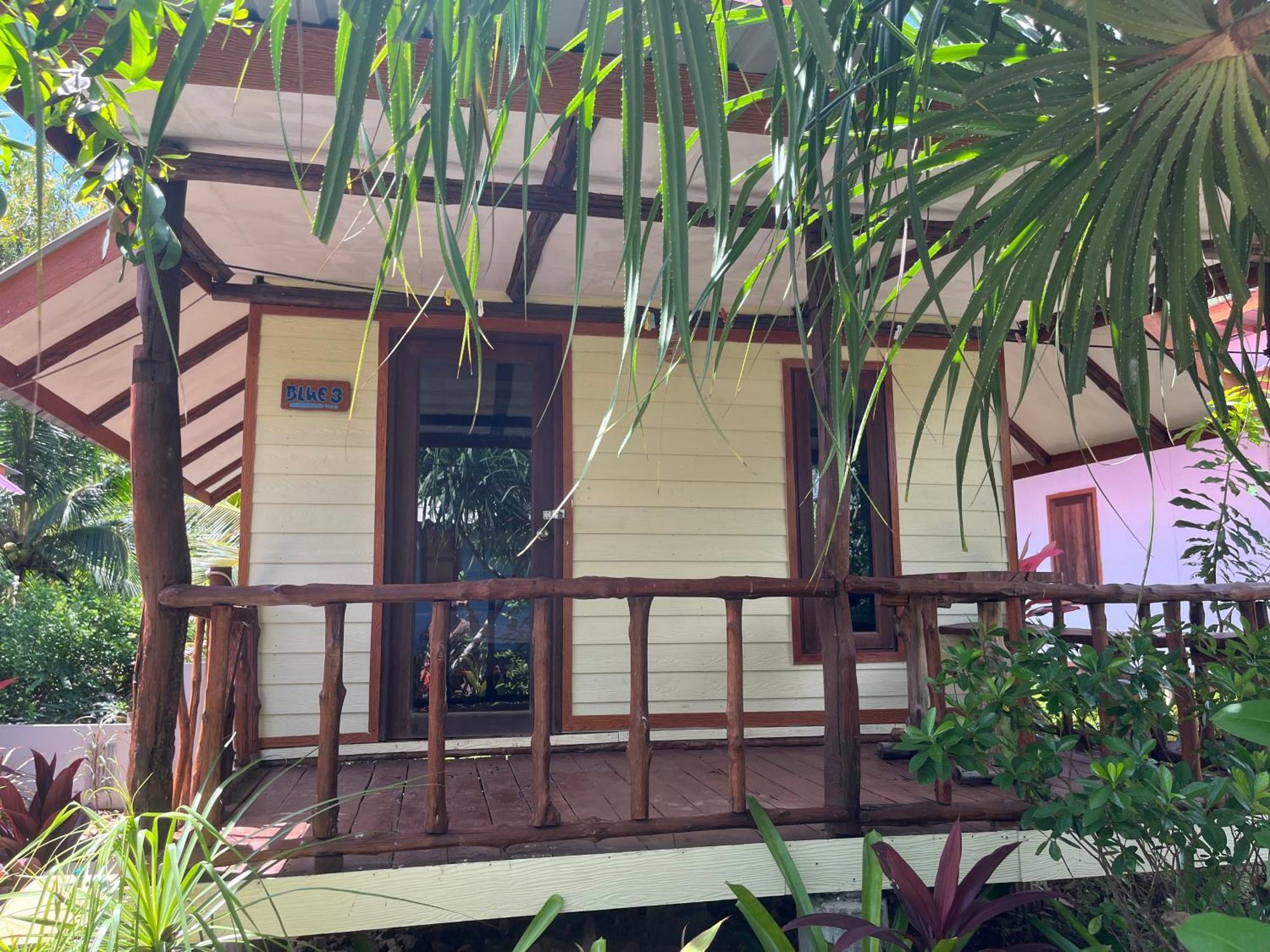 Blue Sky Bungalow Koh Jum Exteriör bild