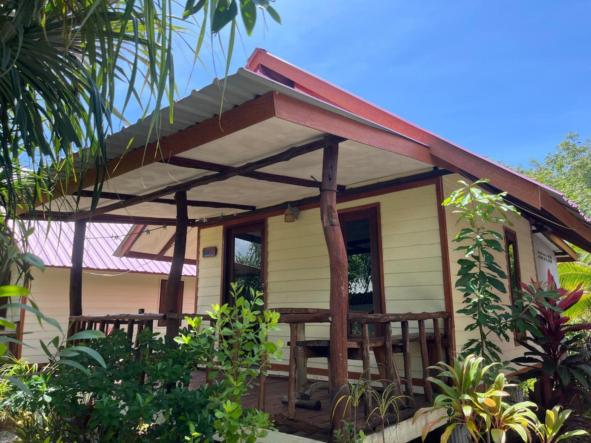 Blue Sky Bungalow Koh Jum Exteriör bild