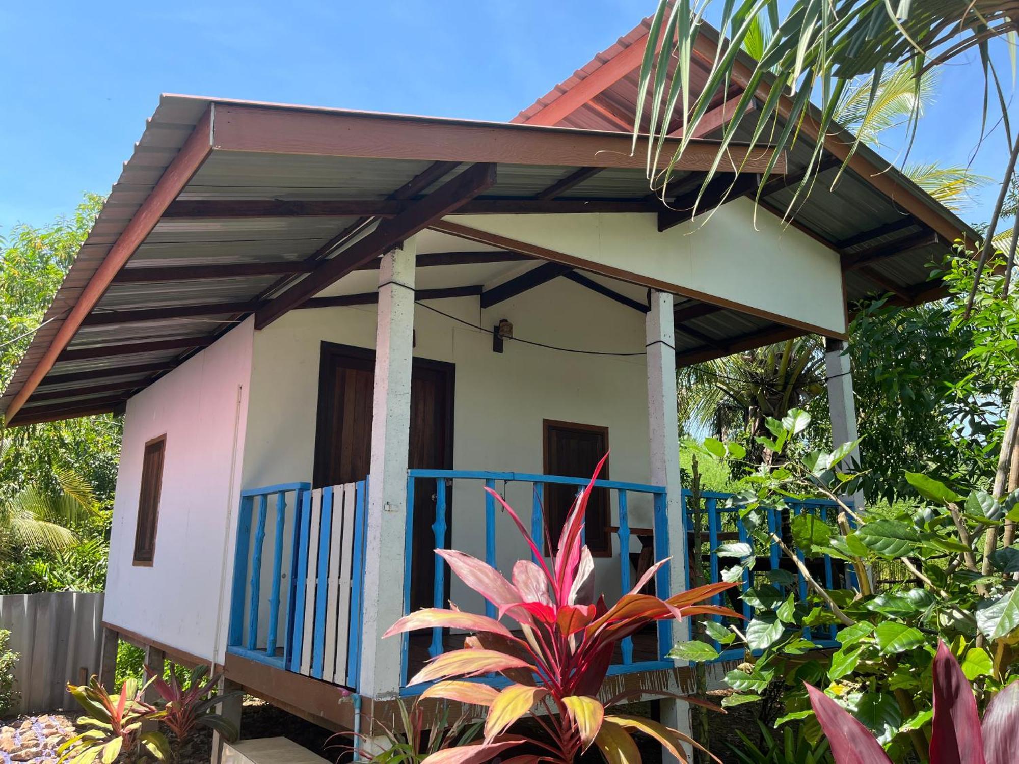 Blue Sky Bungalow Koh Jum Exteriör bild